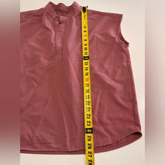 Figs Womens Rafaela Oversized Scrub Top Madarin Collar Mauve Size Large - Picture 9 of 9